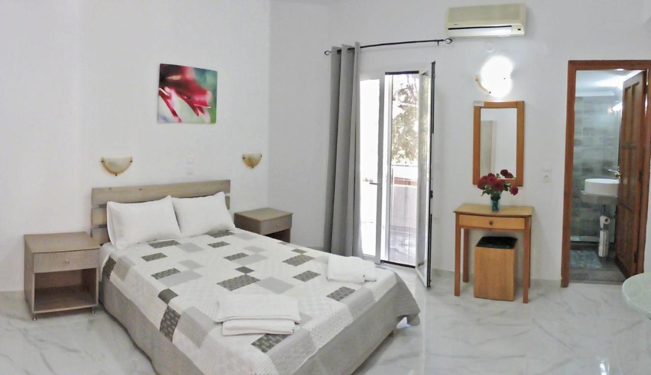 Egeon Rooms And Studios Georgioupoli Exteriör bild