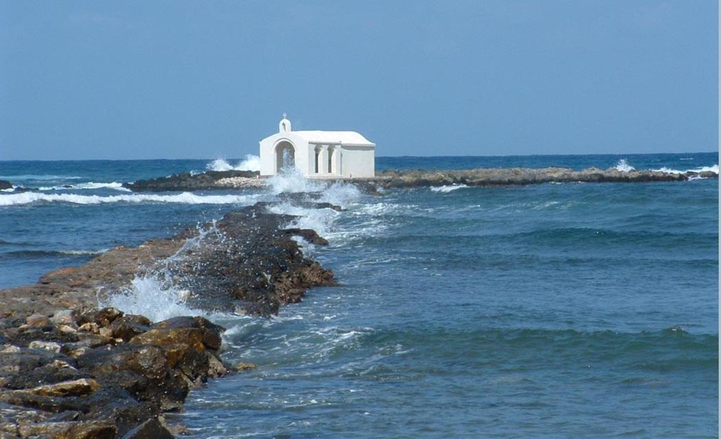 Egeon Rooms And Studios Georgioupoli Exteriör bild